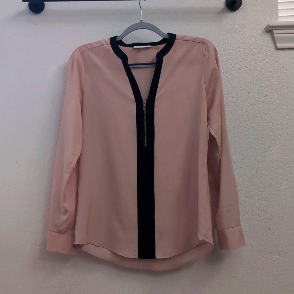 Calvin Klein peach blouse, S